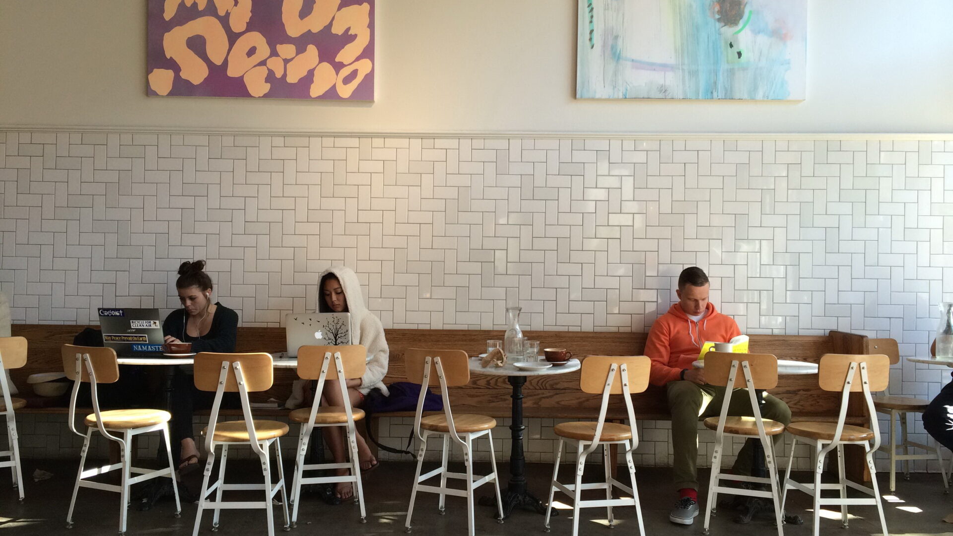 OUTSTANDING MELBOURNE TAKE-AWAY/CAFE