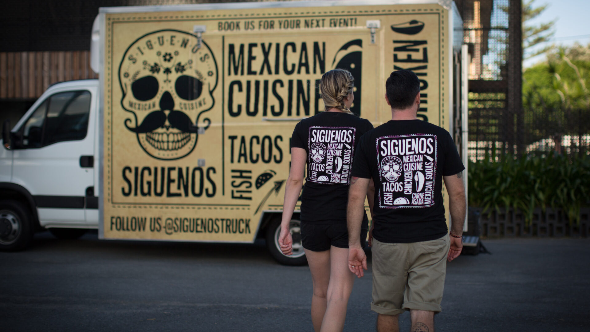 SIGUENOS FOOD TRUCK
