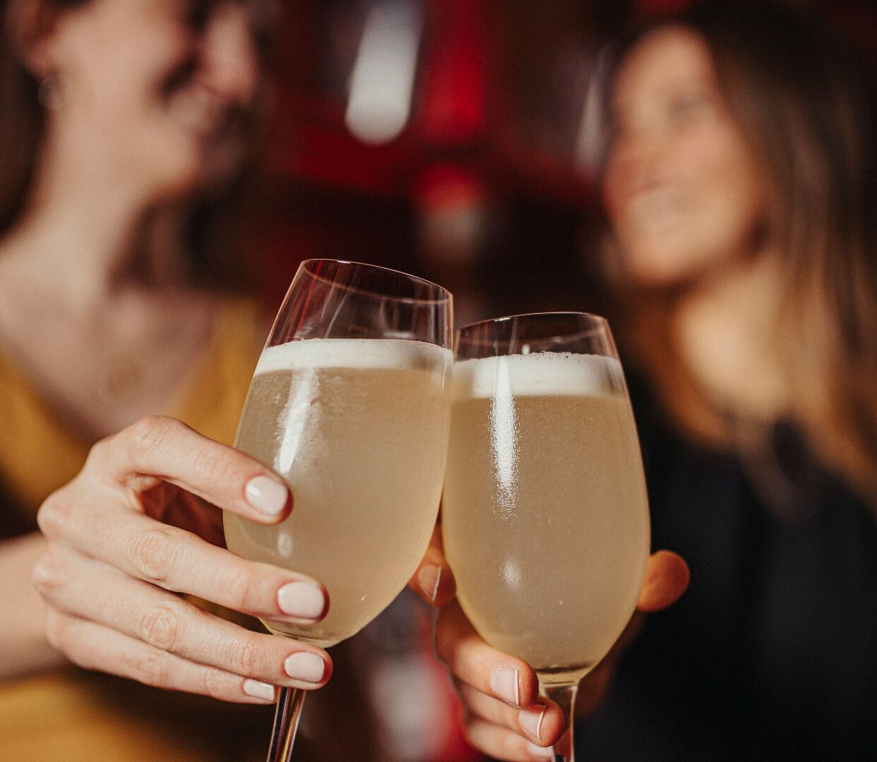 FOR SALE: HIGHLY ACCLAIMED RESTAURANT BAR/BISTRO IN VIBRANT HAWTHORN