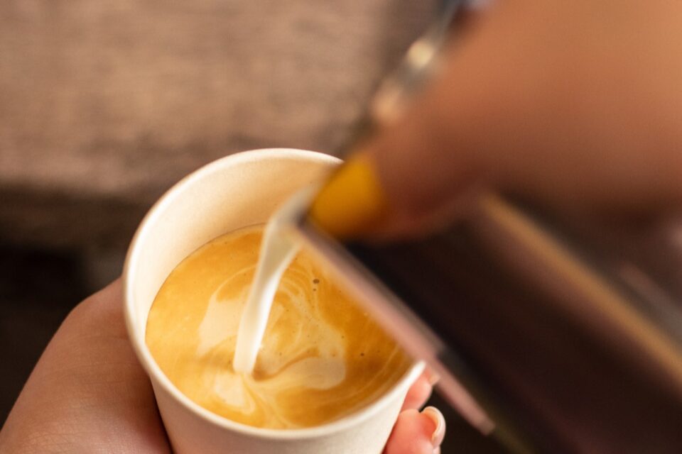 Easy-to-Run Cafe in Prime Location — No Experience Needed