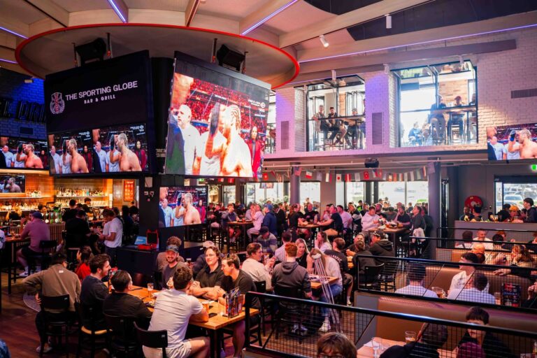 THE SPORTING GLOBE BAR & GRILL – CHERMSIDE