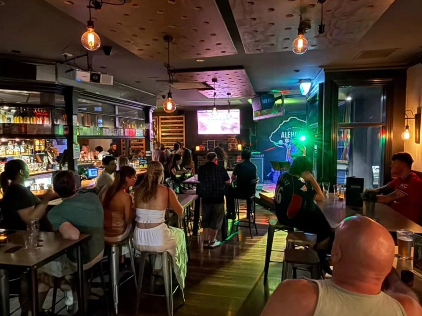 THE WINDSOR ALEHOUSE